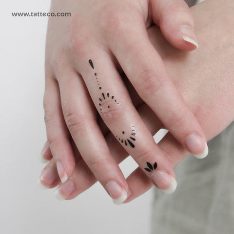 Finger Composition 2 Temporary Tattoo - Set of 3