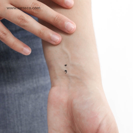 Tatuaje temporal de corazón pequeño con punto y coma (juego de 3)