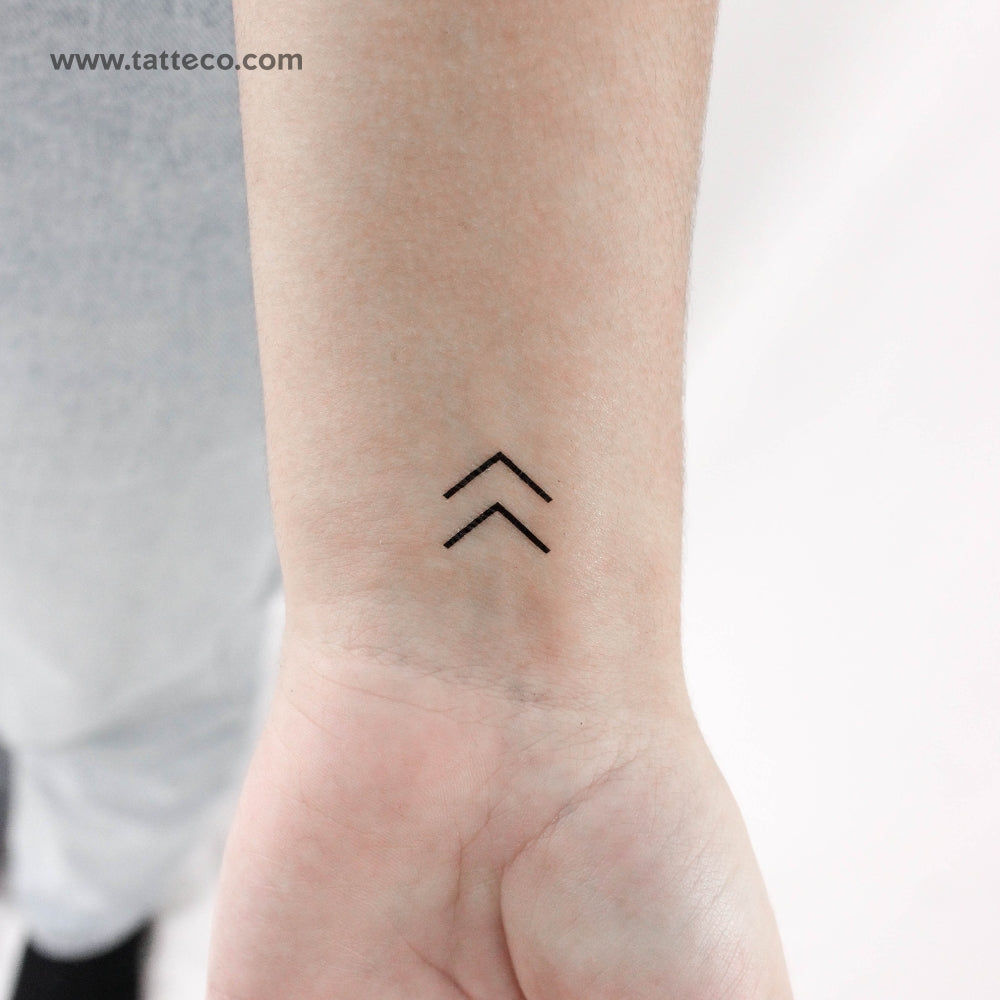 Small Fine Line Arrow Tattoo Idea