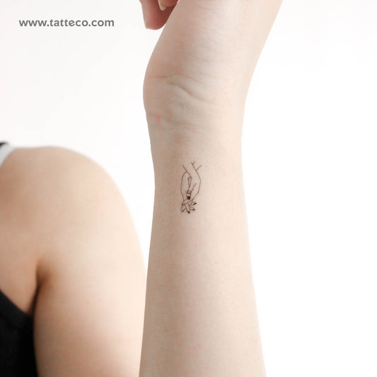 Tatuaje temporal pequeño de manos agarradas - Juego de 3