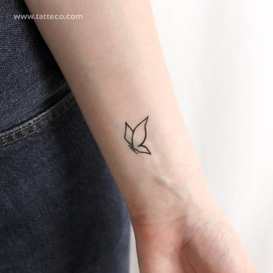 Minimalist Flying Butterfly Temporary Tattoo - Set of 3