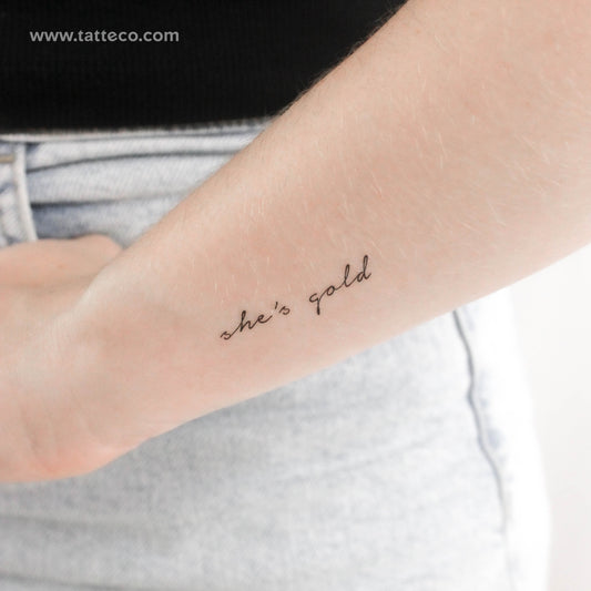 Tatuaje temporal "Ella es dorada" - Juego de 3