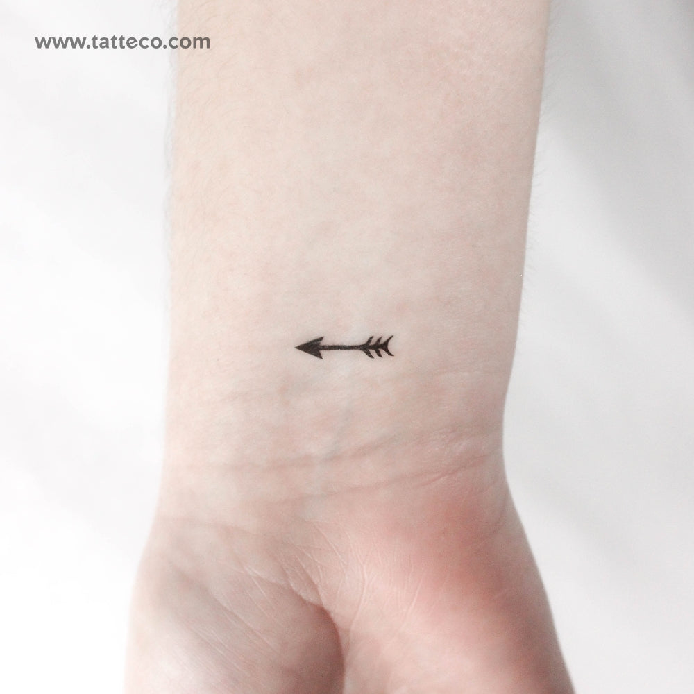 Small Fine Line Arrow Tattoo: Subtle & Stylish
