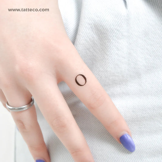 Tatuaje temporal de Ómicron en mayúsculas (juego de 3)