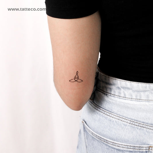 Tatuaje temporal pequeño con símbolo de madre y dos hijos (juego de 3)