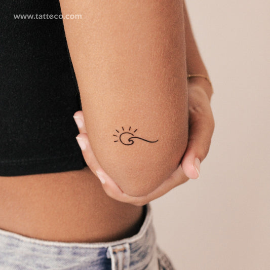 Tatuaje semipermanente minimalista de ola y sol (juego de 2)