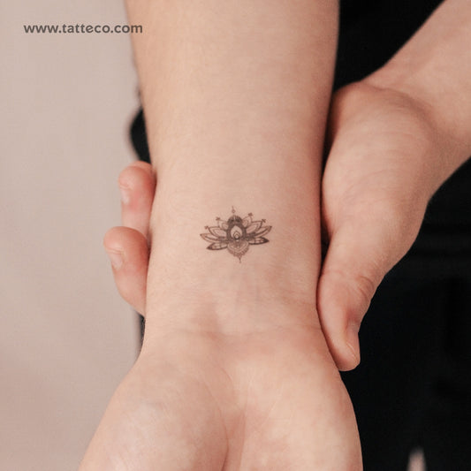 Tatuaje semipermanente de flor de loto sagrada pequeña (juego de 2)