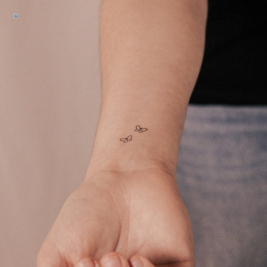 Tatuaje semipermanente minimalista de una pareja de mariposas (juego de 2)
