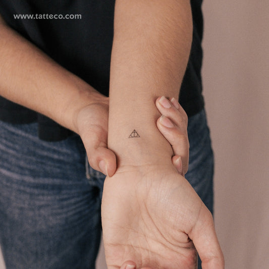 Tatuaje semipermanente pequeño de las Reliquias de la Muerte (juego de 2)