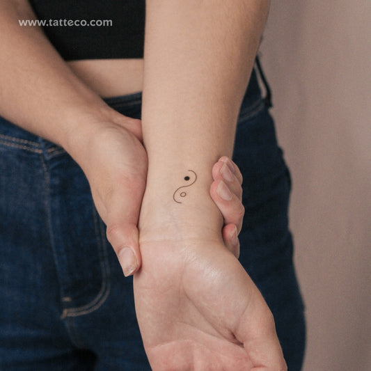 Minimalist Yin Yang Semi-Permanent Tattoo - Set of 2
