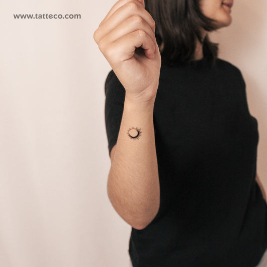 Eclipse Semi-Permanent Tattoo - Set of 2