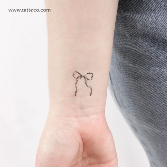 Bow tattoos: Bow ribbon tattoo