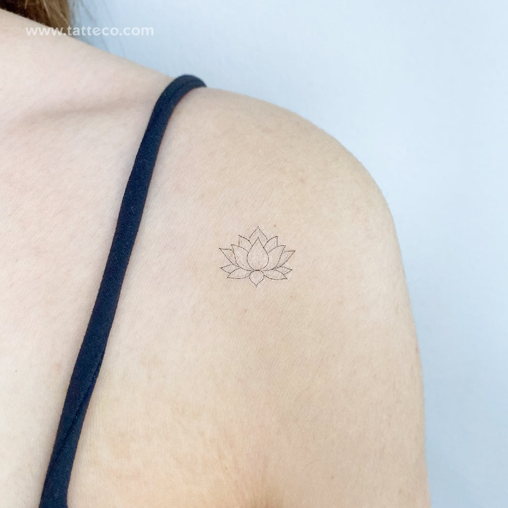 Tatuaje temporal pequeño de loto sagrado (juego de 3)