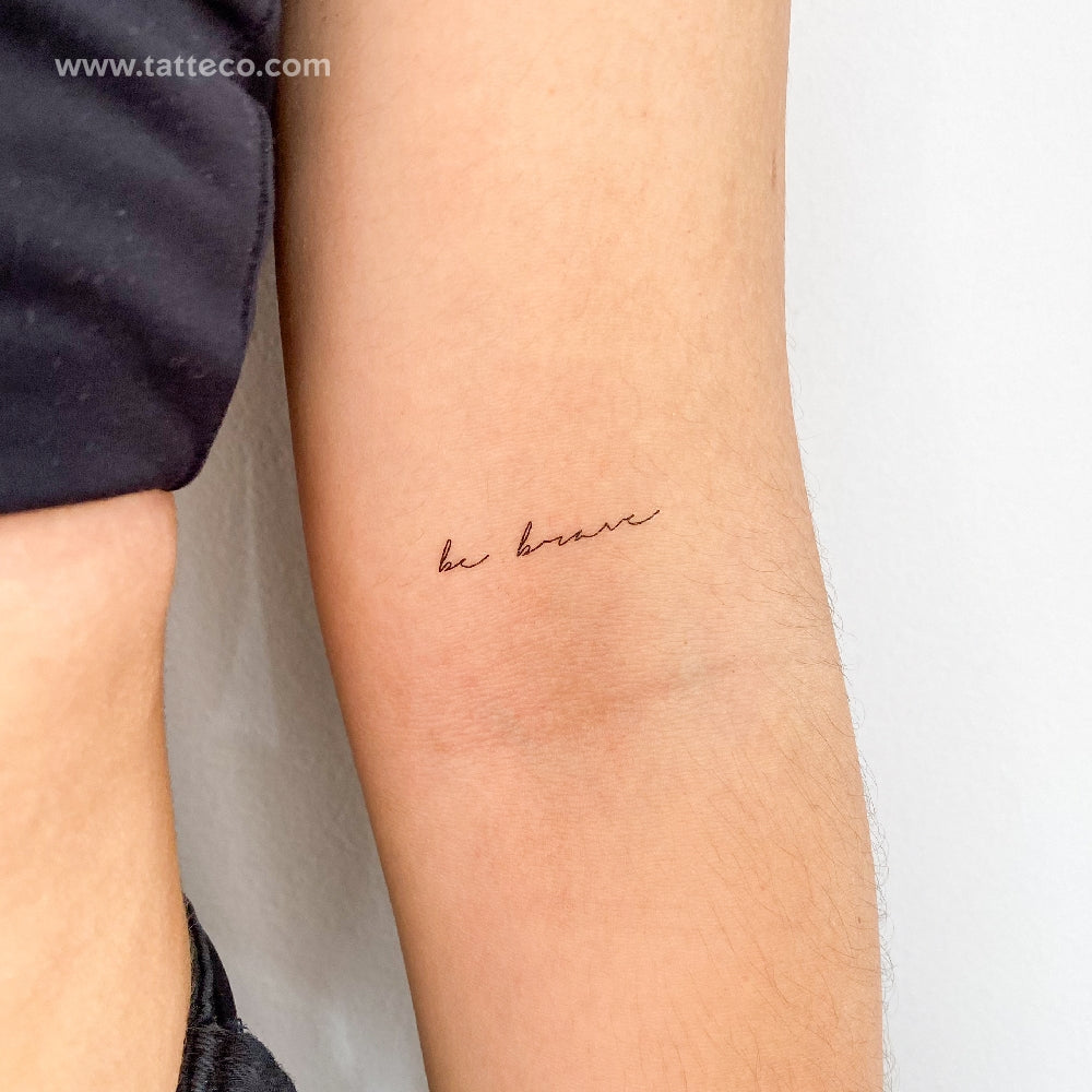 Tatuaje temporal "Sé valiente" escrito a mano - Juego de 3