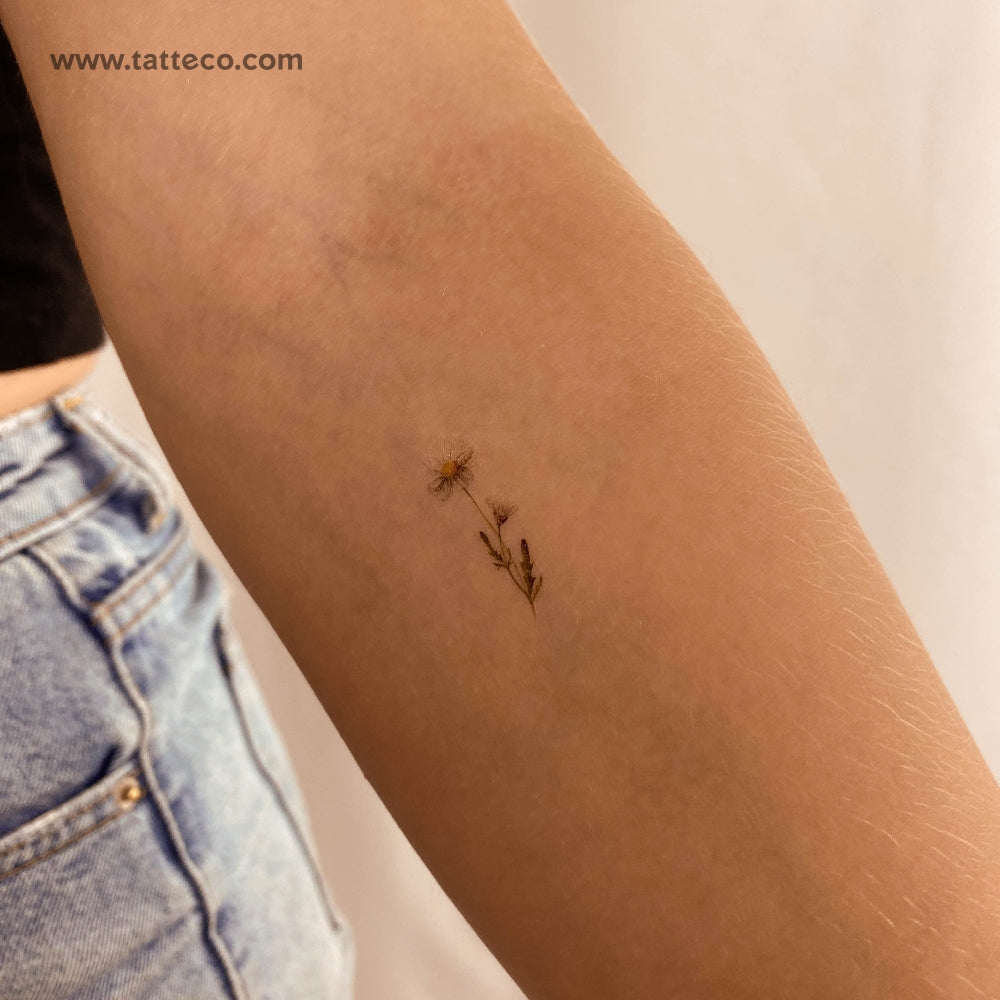 Small Watercolor Daisy Temporary Tattoo - Set of 3