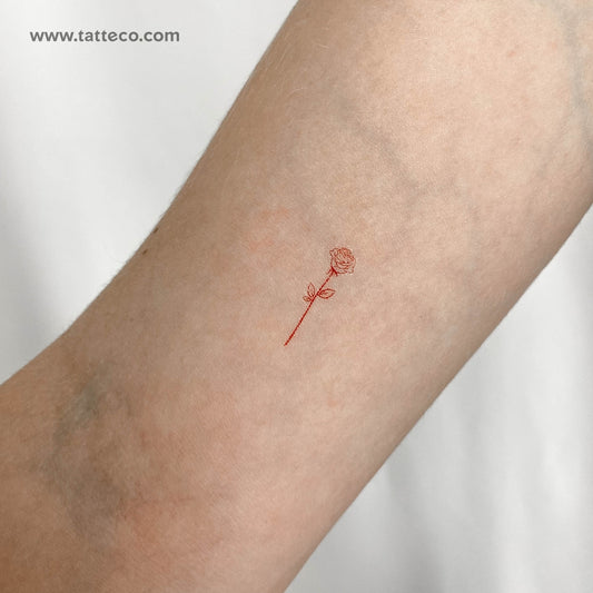 Tatuaje temporal de rosa roja de línea fina pequeña