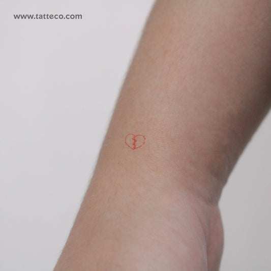Tatuaje temporal pequeño de corazón roto rojo (juego de 3)
