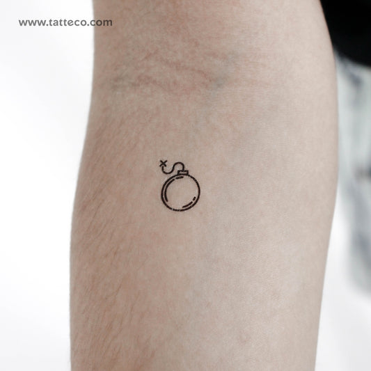 Tatuaje temporal de bomba - Juego de 3