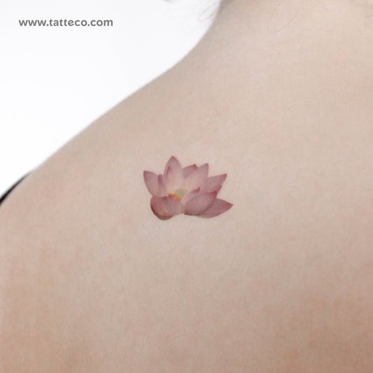 Tatuaje temporal de flor de loto realista - Juego de 3