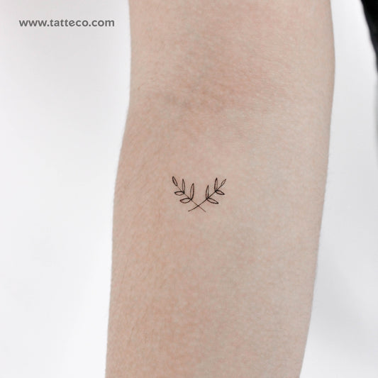 Fine Line Wreath Temporary Tattoo - Set of 3