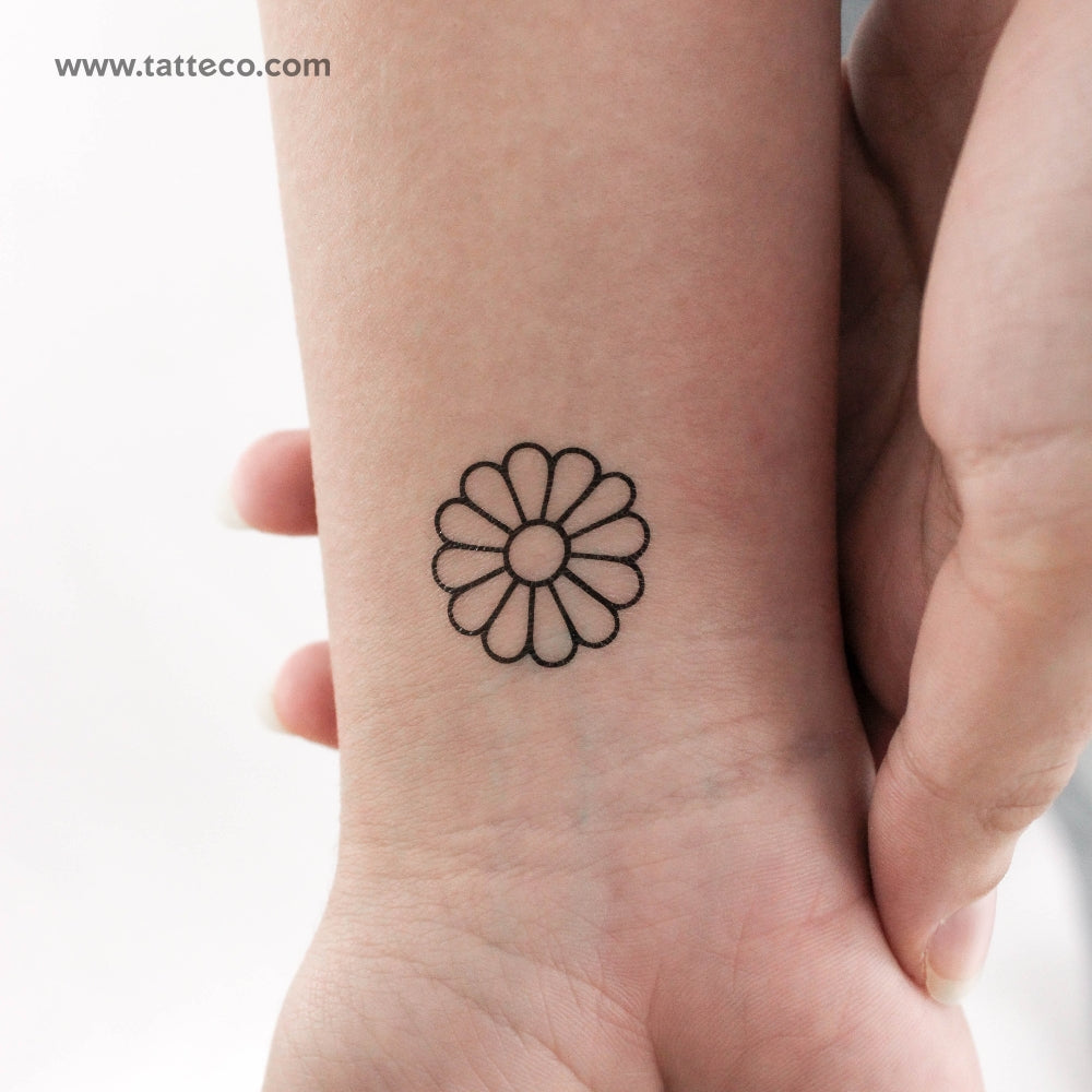 Minimalist Daisy Temporary Tattoo - Set of 3