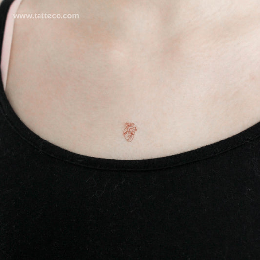 Tatuaje temporal pequeño de corazón anatómico rojo (juego de 3)