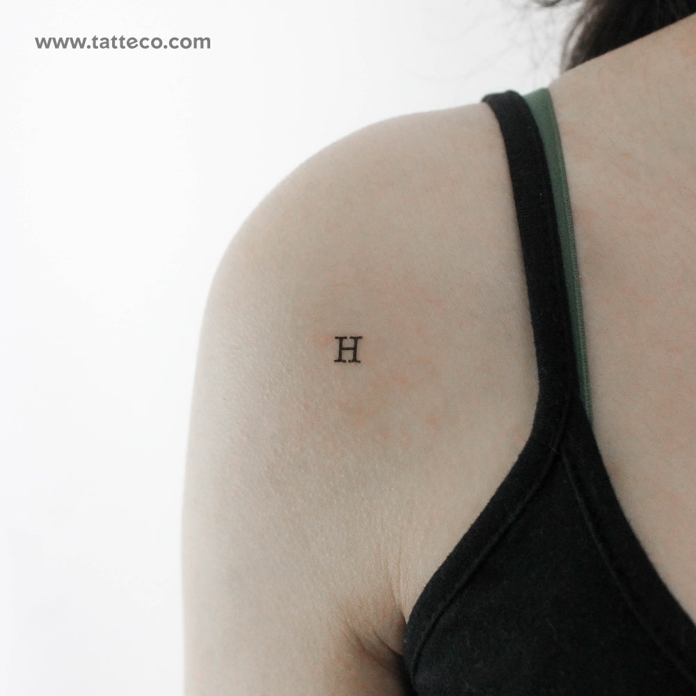 Tatuaje temporal de la letra H mayúscula de máquina de escribir (juego de 3)