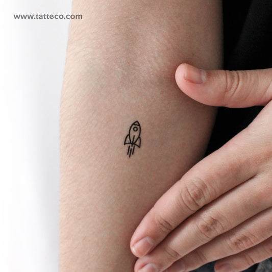 Tatuaje temporal minimalista de cohete (juego de 3)