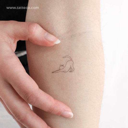 Tatuaje temporal minimalista de gato estirado (juego de 3)