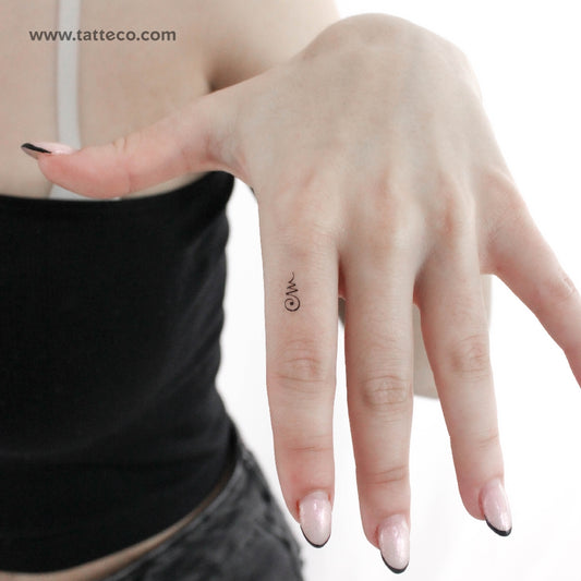 Tiny Thai Khomut Temporary Tattoo - Set of 3