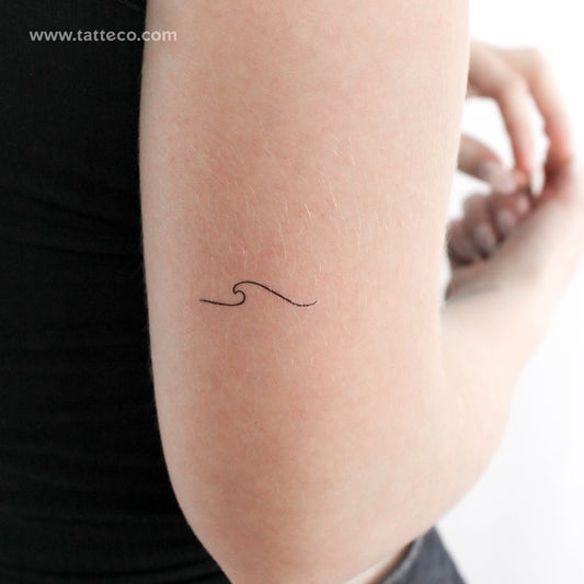 Tatuaje temporal minimalista de ola rompiendo a la izquierda (juego de 3)