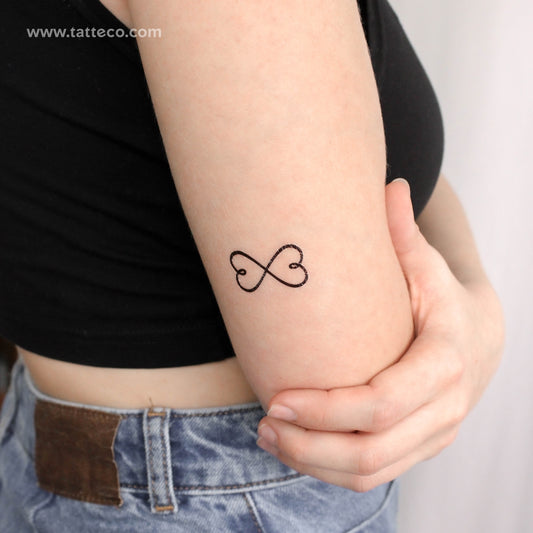 Tatuaje temporal de corazones infinitos (juego de 3)