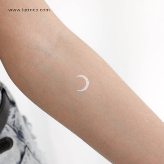 Tatuaje temporal de media luna afilada con tinta blanca (juego de 3)