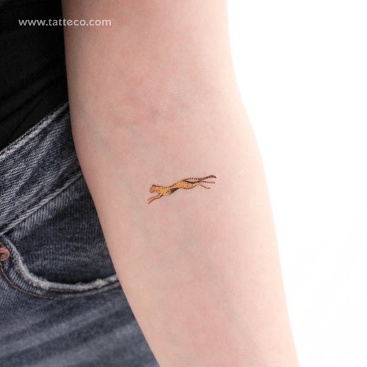 Tatuaje temporal de leopardo pequeño de Ann Lilya (juego de 3)