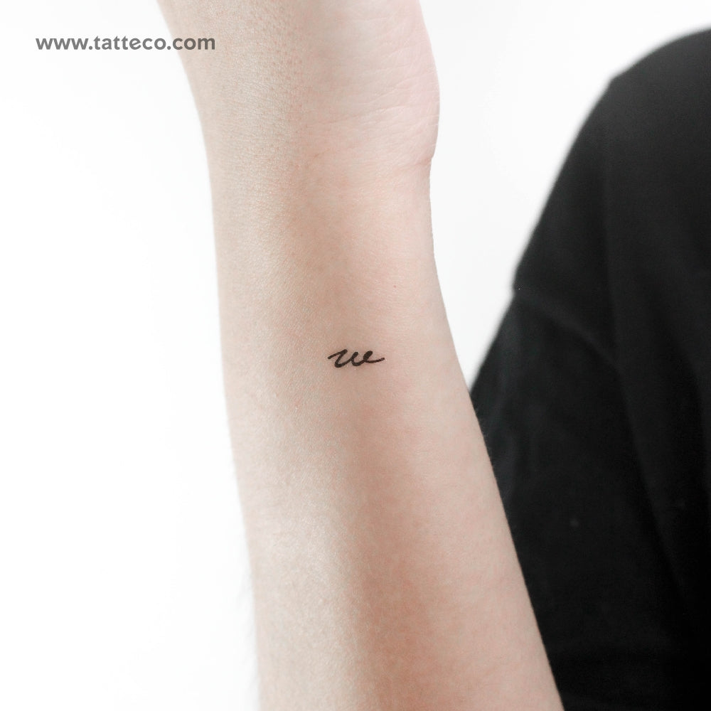 W Handwritten Letter Temporary Tattoo - Set of 3
