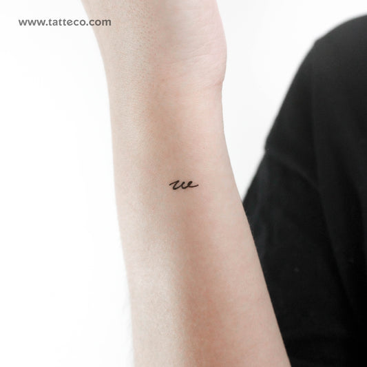 Tatuaje temporal de letra W escrita a mano - Juego de 3