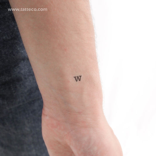Tatuaje temporal de la letra W minúscula de máquina de escribir (juego de 3)