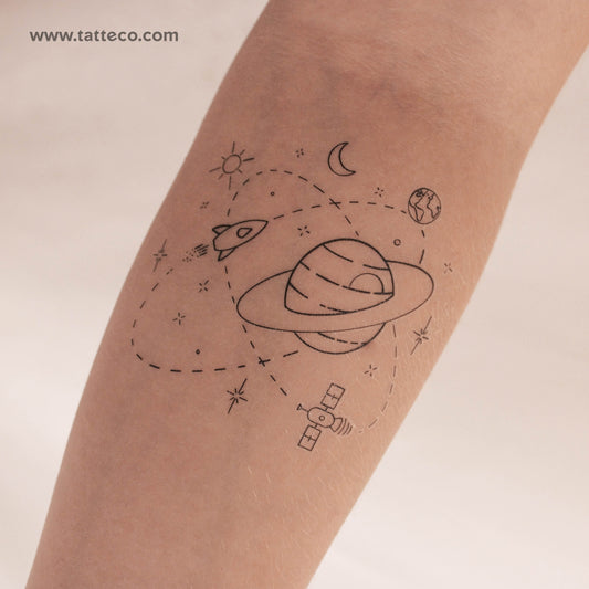 Tatuaje temporal de galaxia de Cagri Durmaz