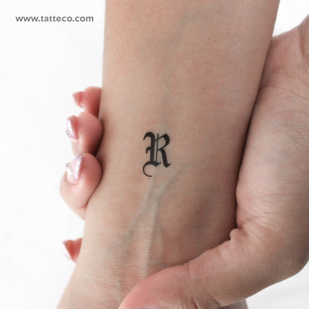 Gothic R Signature Gothic Letter R