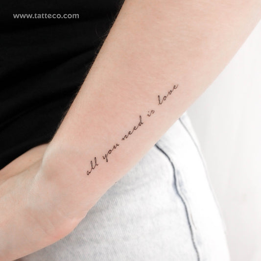 Tatuaje temporal "Todo lo que necesitas es amor" - Juego de 3