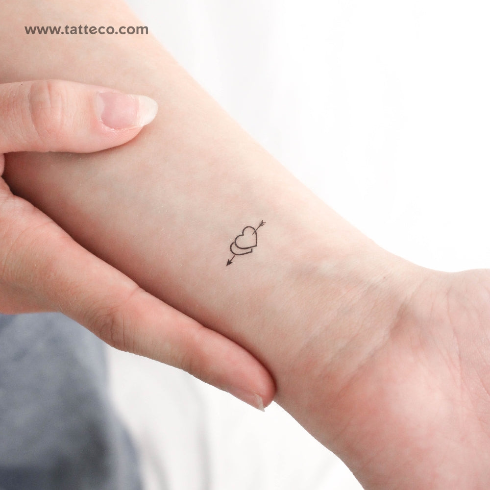 Tatuaje temporal de doble corazón y flecha (juego de 3)