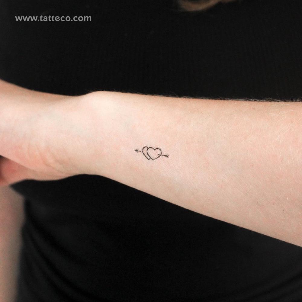 Tatuaje temporal de doble corazón y flecha (juego de 3)
