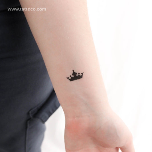 Tatuaje temporal minimalista de corona negra (juego de 3)