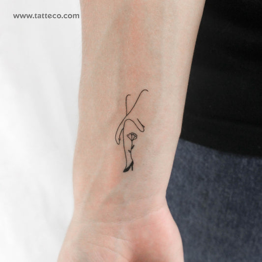 Tatuaje temporal de mujer con brazos cruzados de Tukoi (juego de 3)