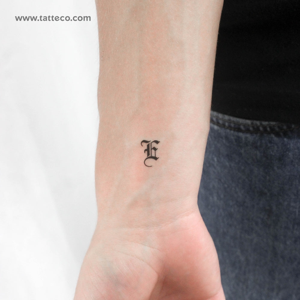 Tatuaje temporal de la letra E gótica - Juego de 3