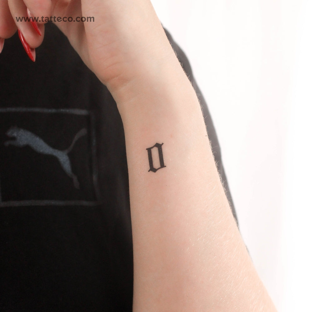 Tatuaje temporal del número 0 en estilo gótico (juego de 3)