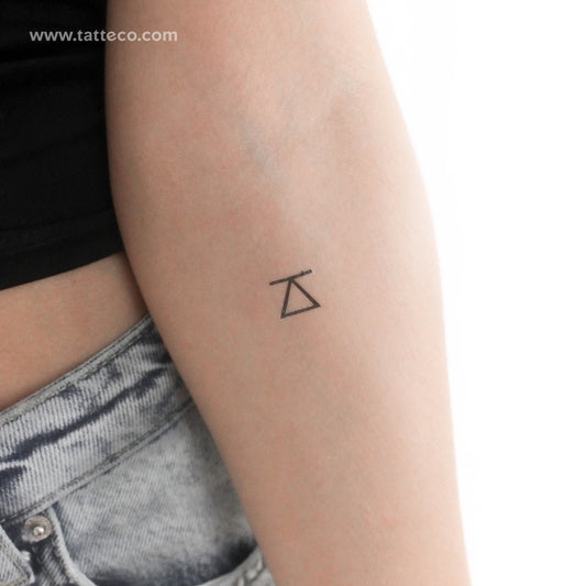 Tatuaje temporal del símbolo de desafío - Juego de 3