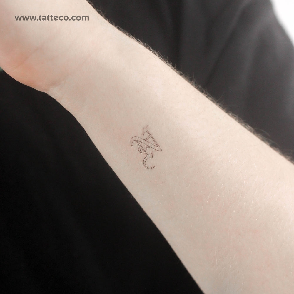 Tatuaje temporal de la letra N en inglés antiguo (juego de 3)