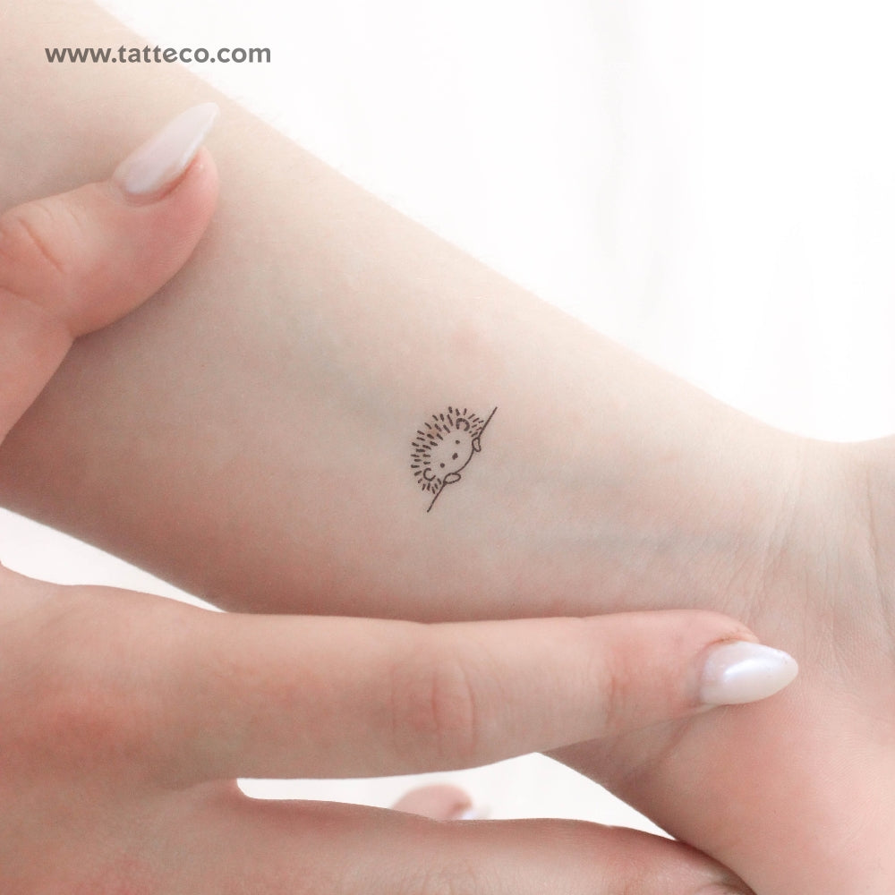 Tatuaje temporal de erizo curioso (juego de 3)
