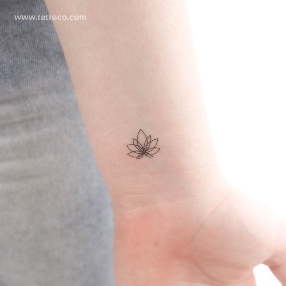 Tatuaje temporal minimalista de flor de loto (juego de 3)